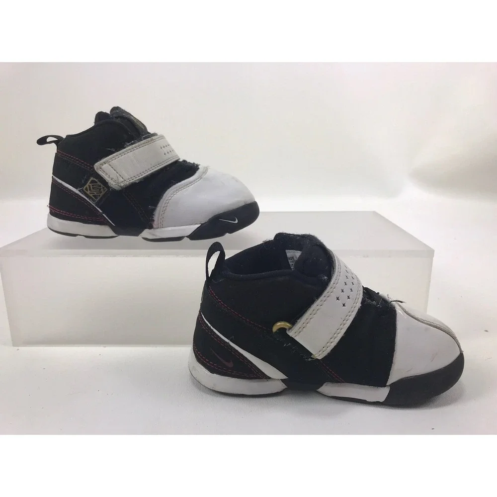 NIKE LEBRON V Toddler Shoes Size 8C 317315-002
